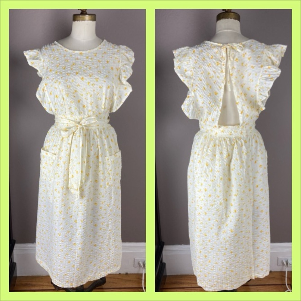 1960s / 1970s Design House Cotton Floral Apron Dress - Vintage Pinafore - Medium - Picture 2 of 8